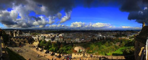 Edinburgh_Panorama2aa