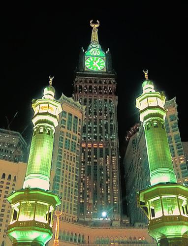 IMG_1692_3_4_5_tonemapped2